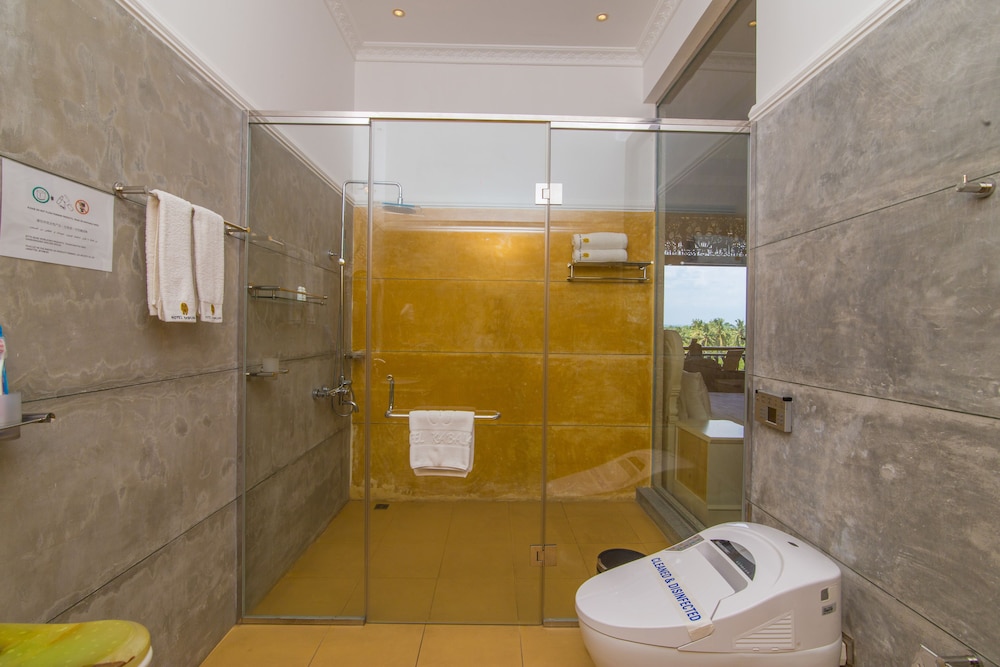 Kabalana Hotel 48/50