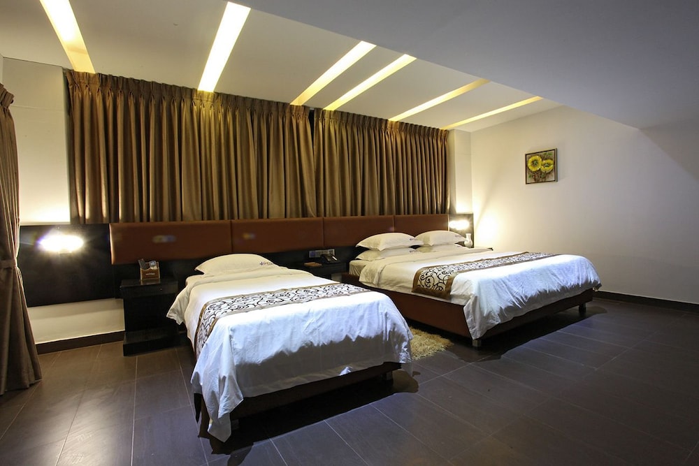 Galesia Hotel and Resort Ltd 21/48