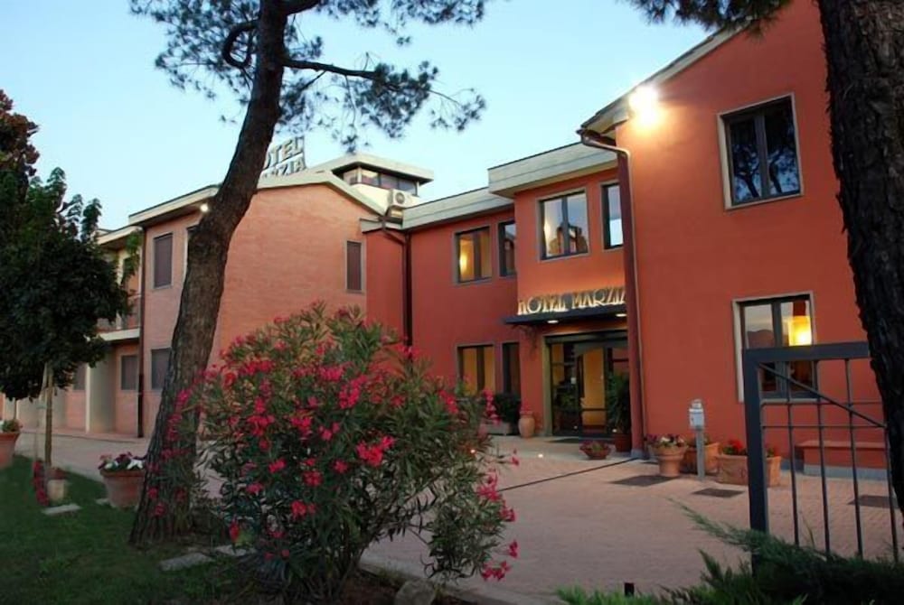 Hotel Marzia 6/34