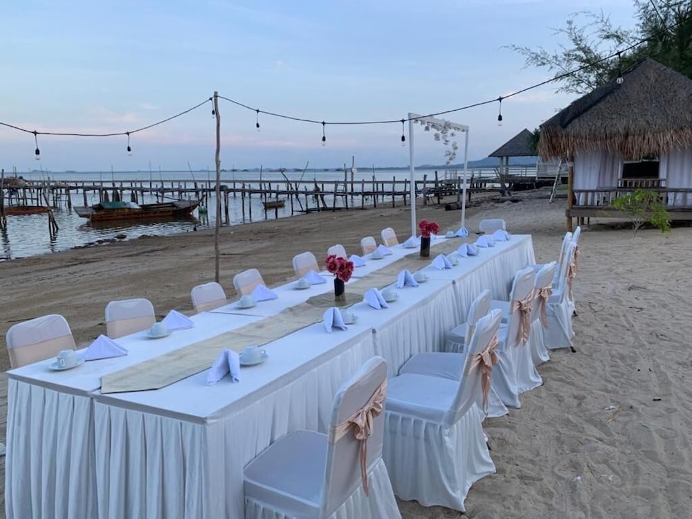 Hello Bintan Beach Cottages 48/49