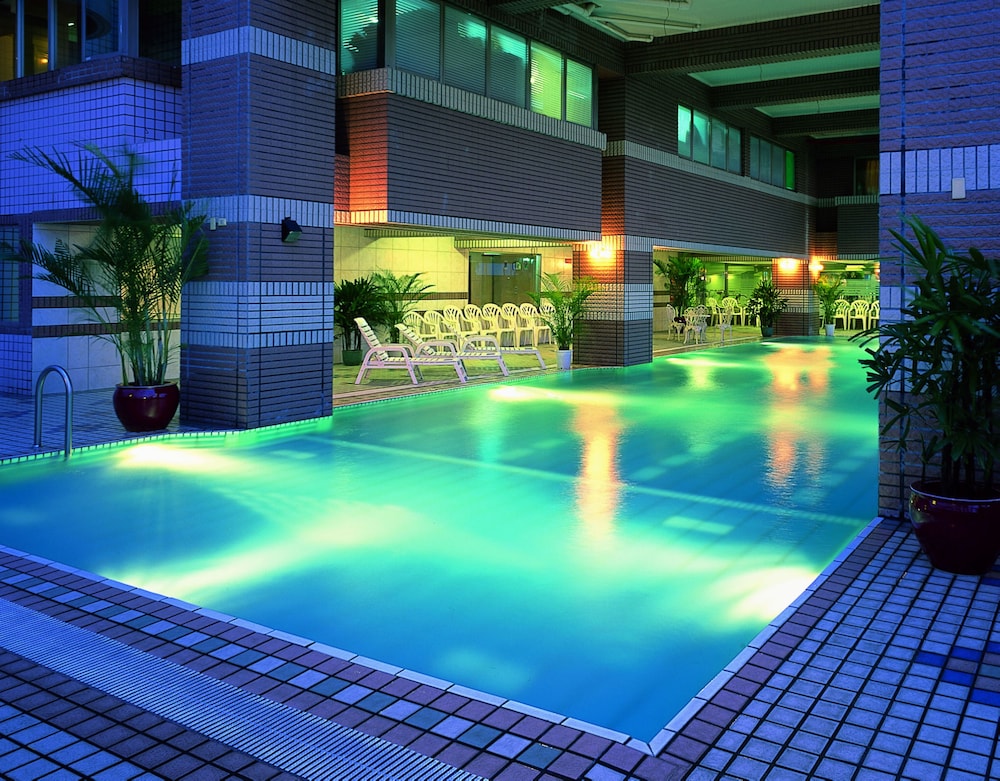 Cheng Pao Hotel 1/64