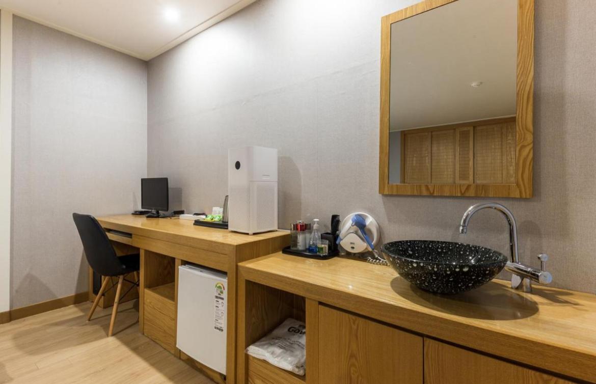 Daesan Hotel 37/42