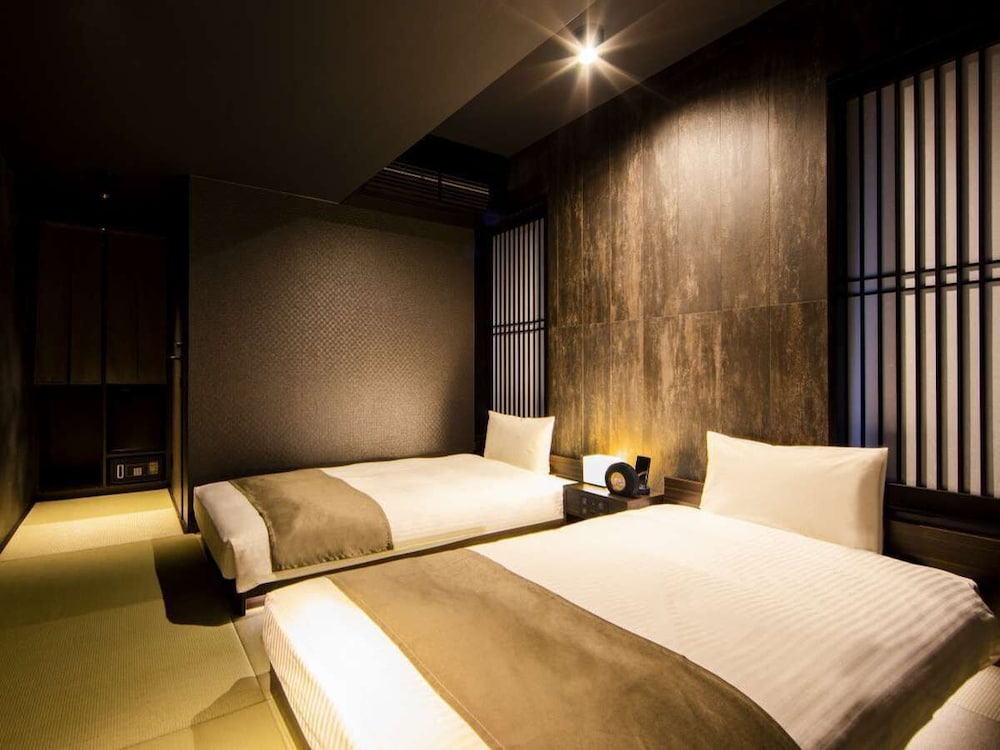 SUPERIOR, TWIN BEDS