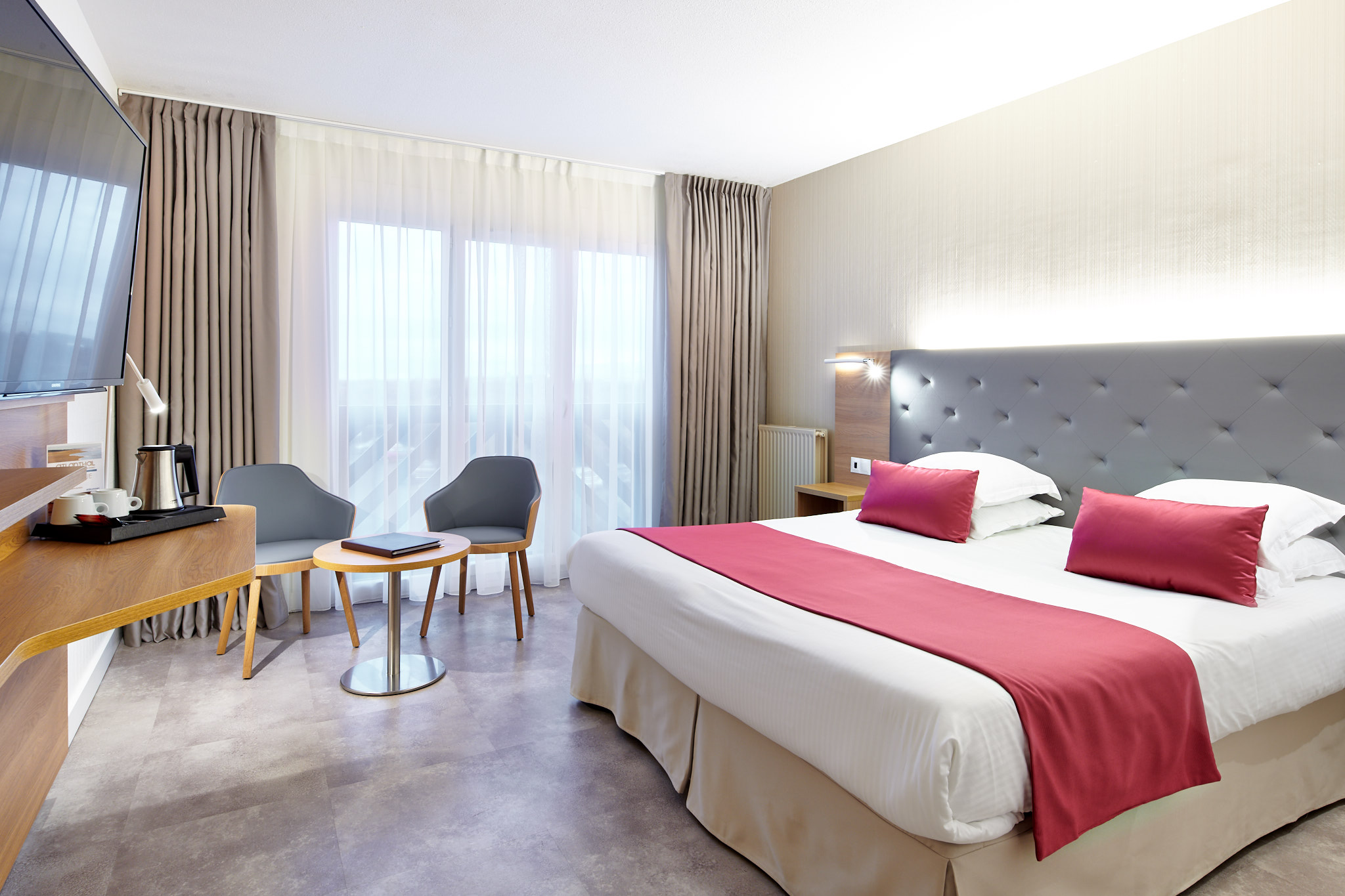 Club, Double Bed