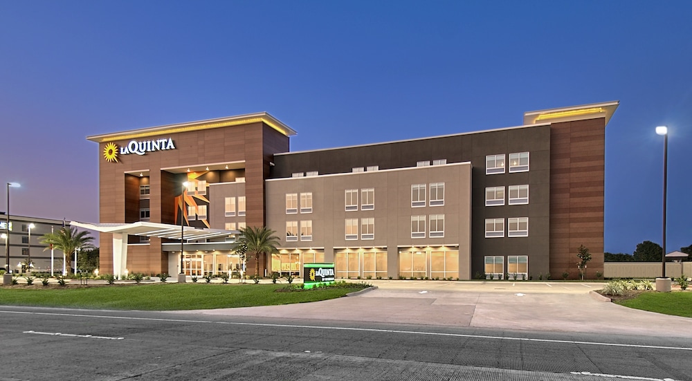 La Quinta Inn & Suites by Wyndham Texas City I 45 5/59