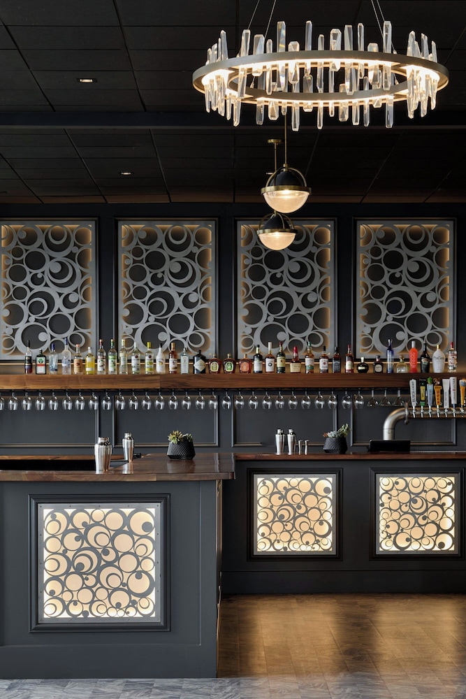 The Olive Ann Hotel, Grand Forks, a Tribute Portfolio Hotel 7/50