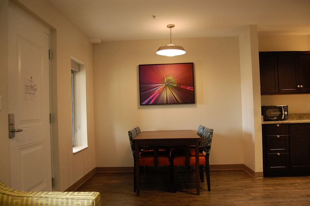 Vacation Lodge 39/65