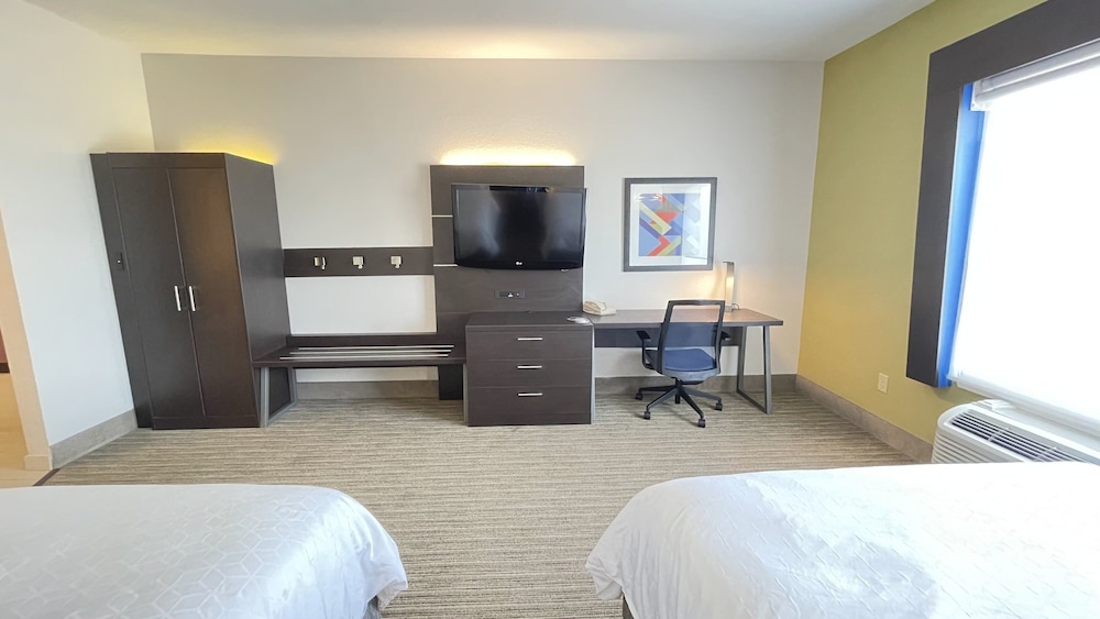 Holiday Inn Express Hotel And Suites Decatur 24/57