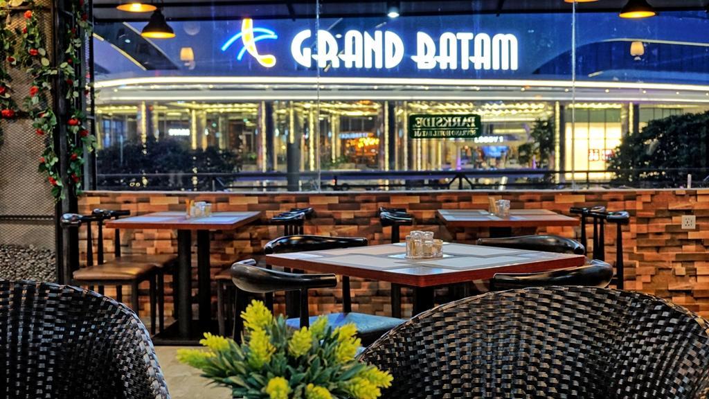 Sovrano Hotel Batam (ex Parkside Sovrano Hotel Batam) 16/19