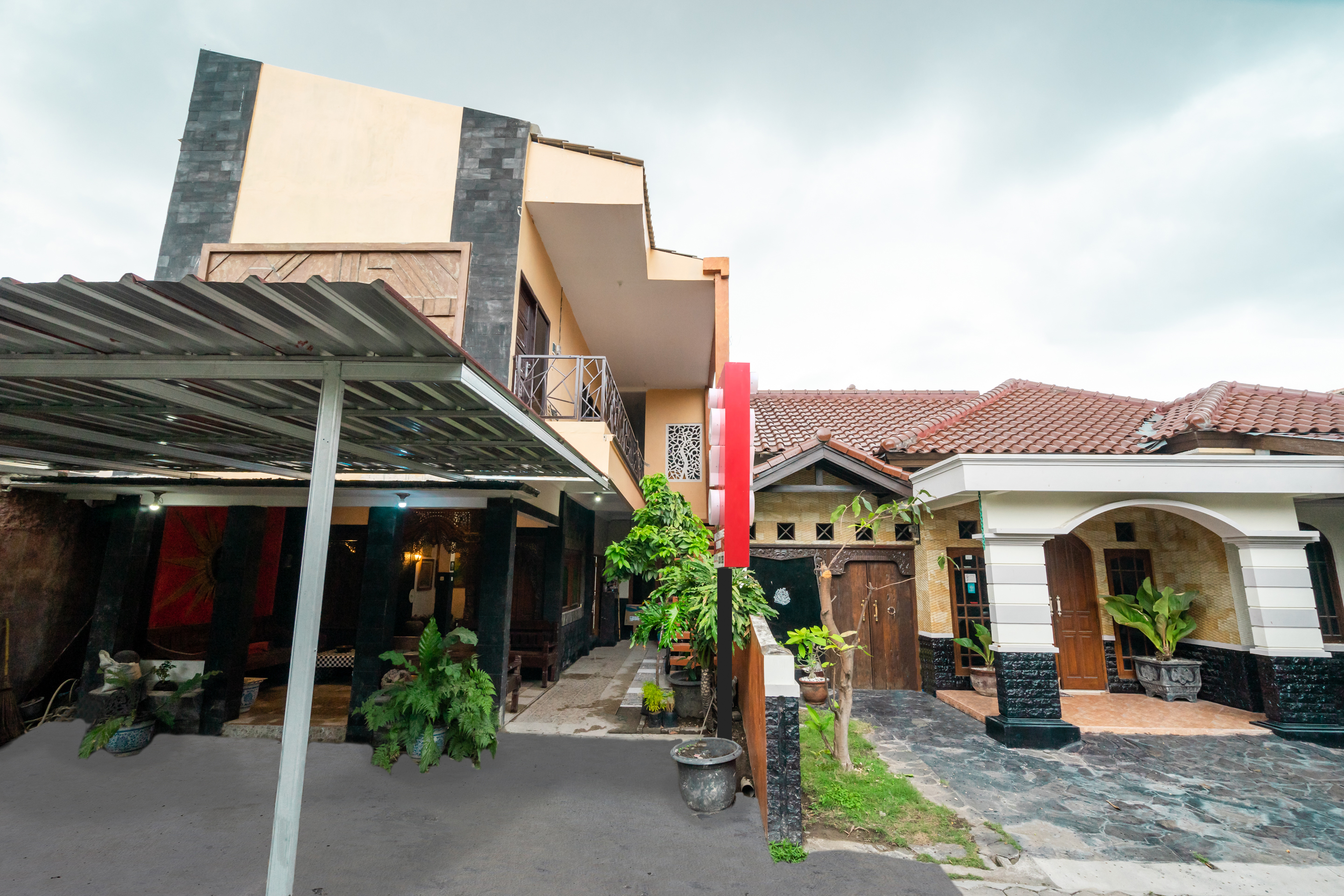 OYO 2285 Art Guest House Syariah 2/45