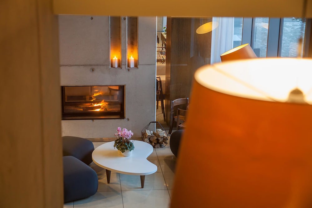 JOHAN SPA HOTEL 50/50