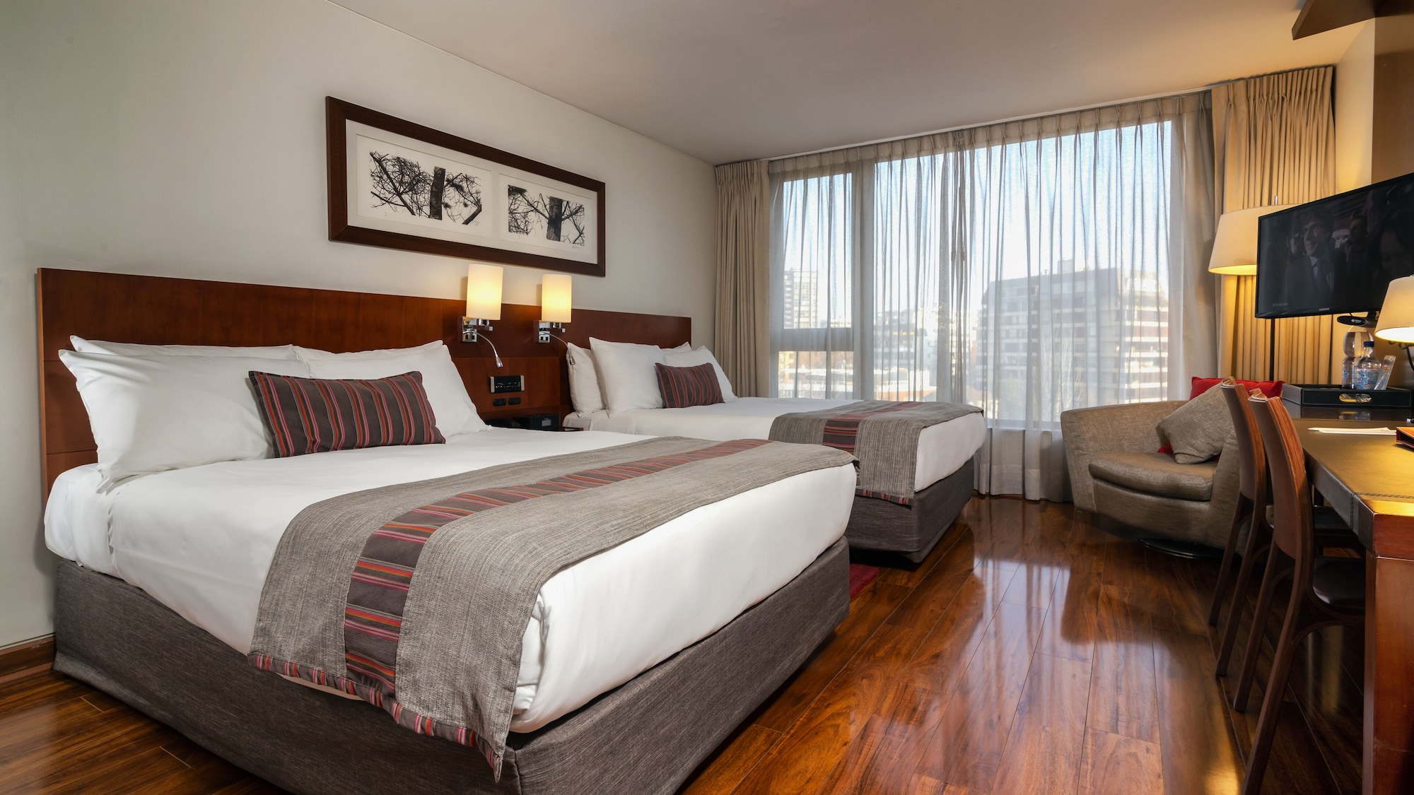 APARTMENT, 2 QUEEN BEDS