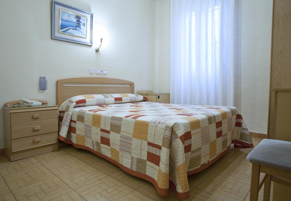 Hostal Maria Luisa 19/36