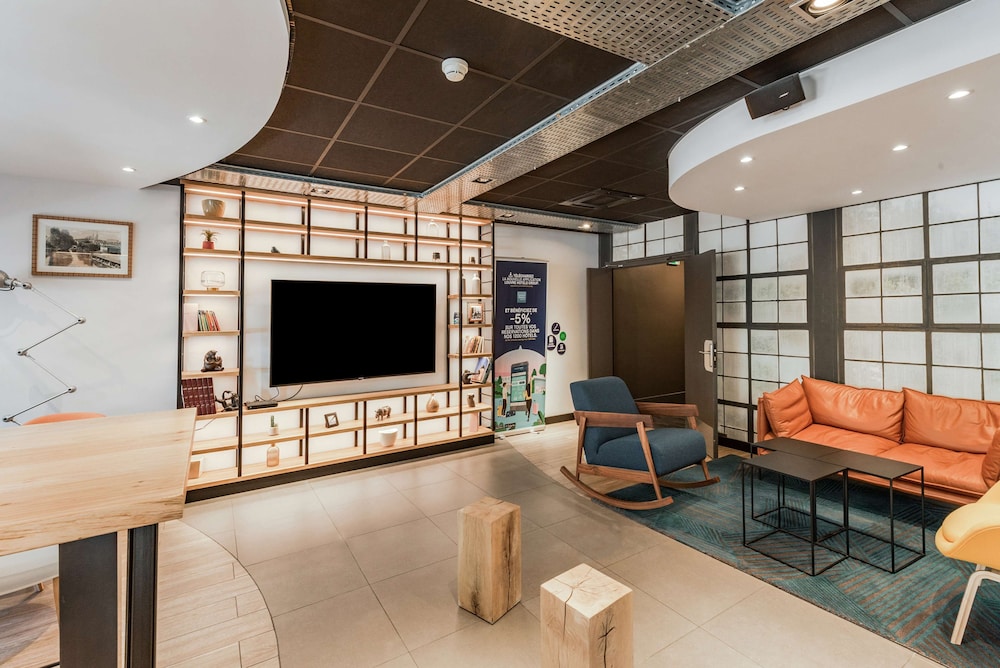 Campanile Chartres Centre Gare Cathedrale 41/70