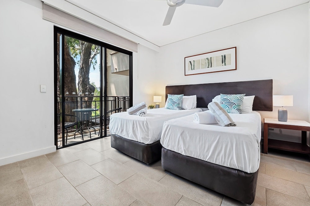 Apartment 316 at Sea Temple Palm Cove 15/50