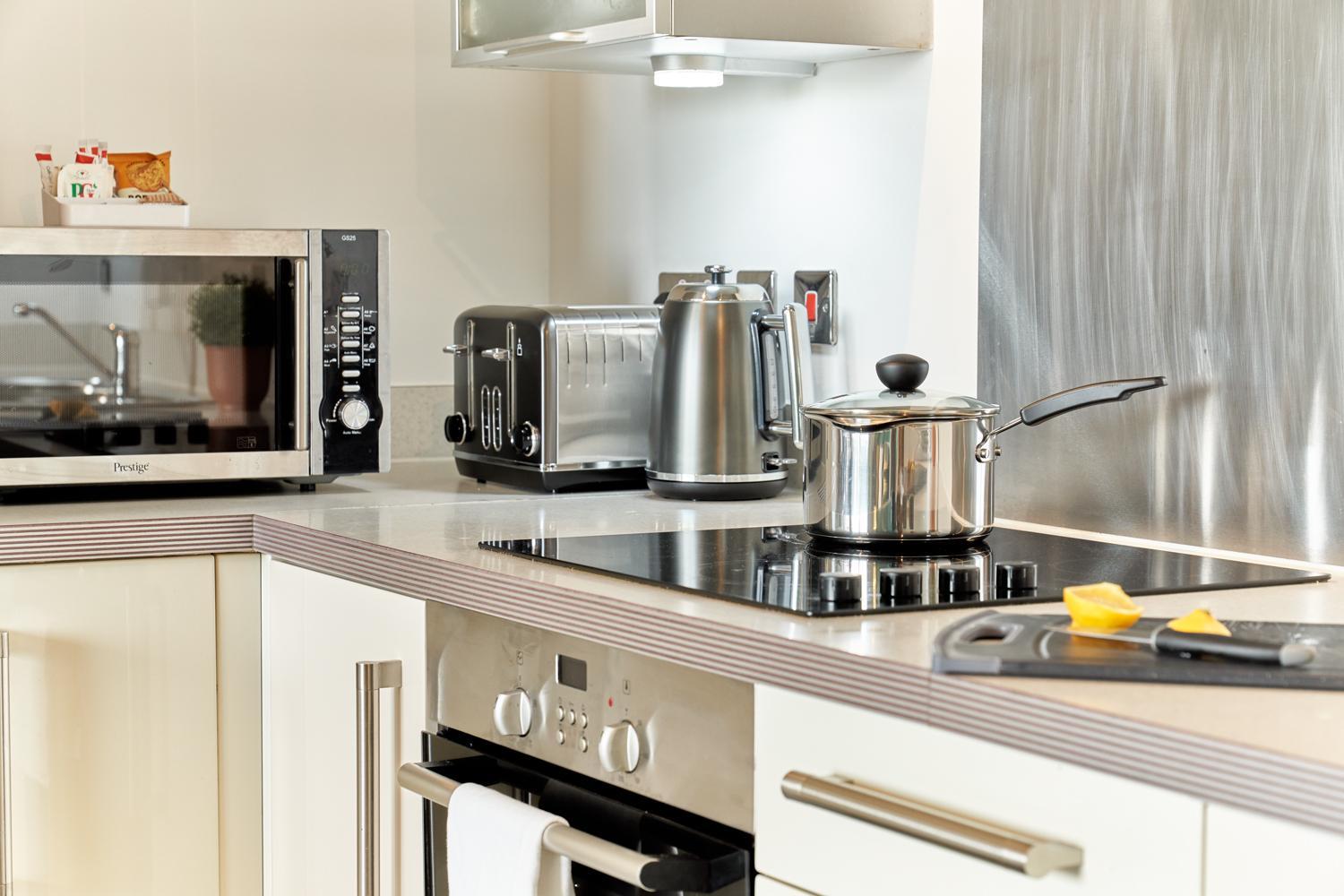 VIZION SERVICED APARTMENTS 20/50