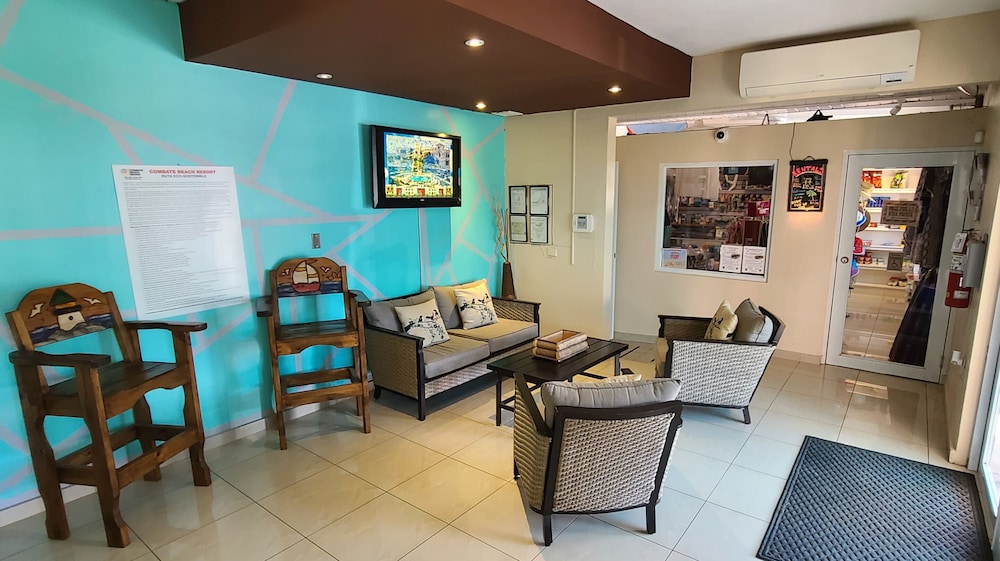 Combate Beach Resort Ex Parador 24/50