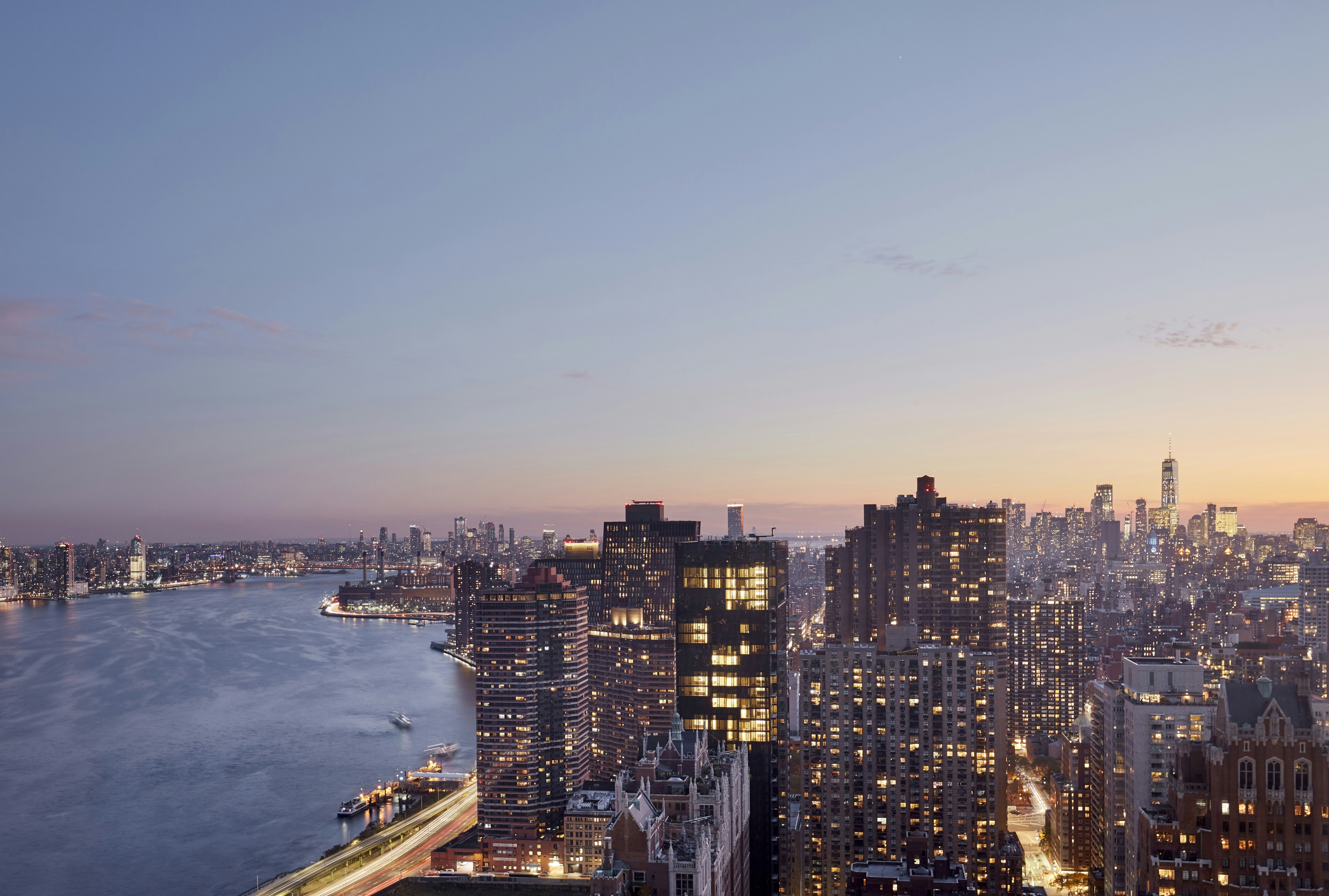 Millennium Hilton New York ONE UN Plaza 66/72