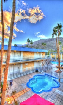 Delos Reyes Palm Springs 10/63