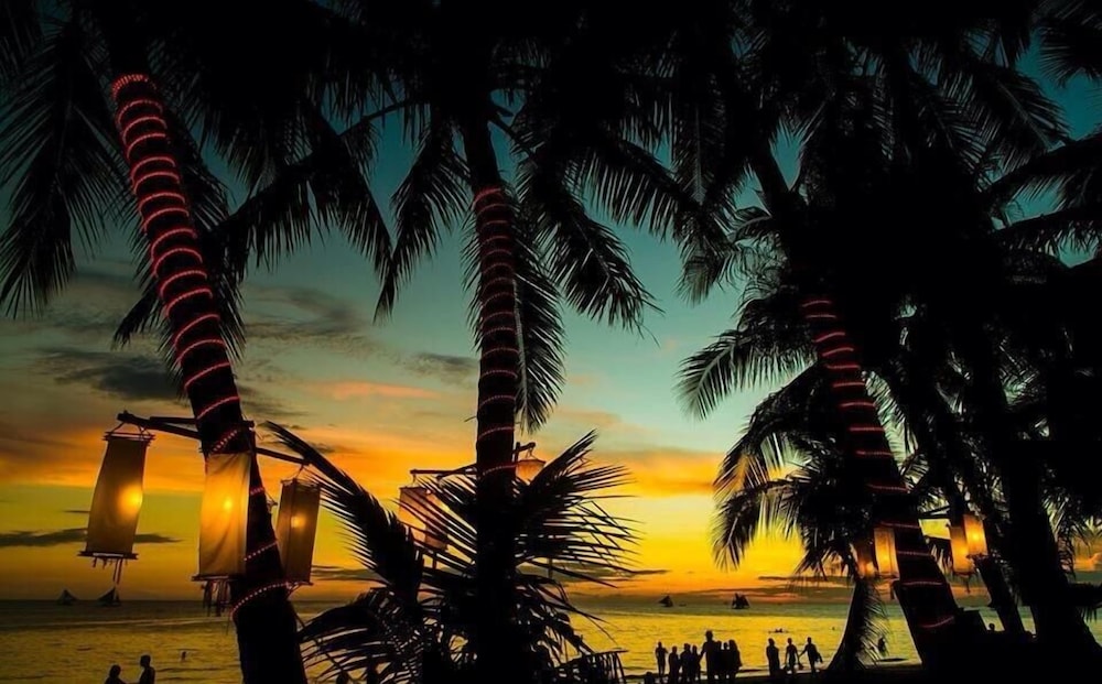 Blue Coral Resort Boracay 8/46