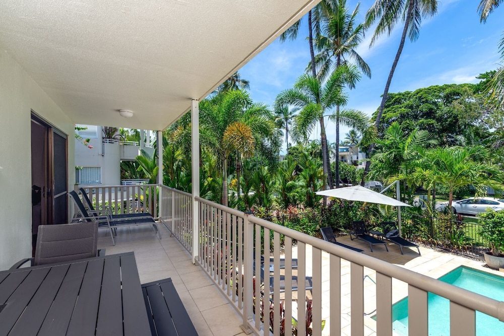 Tropical Reef Apartments Port Douglas 10/60