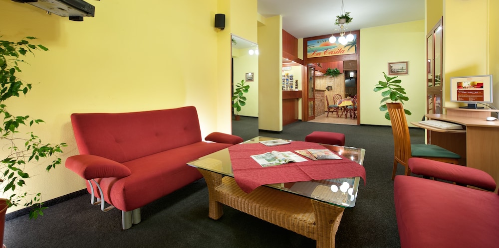 Henrietta Hotel 20/41