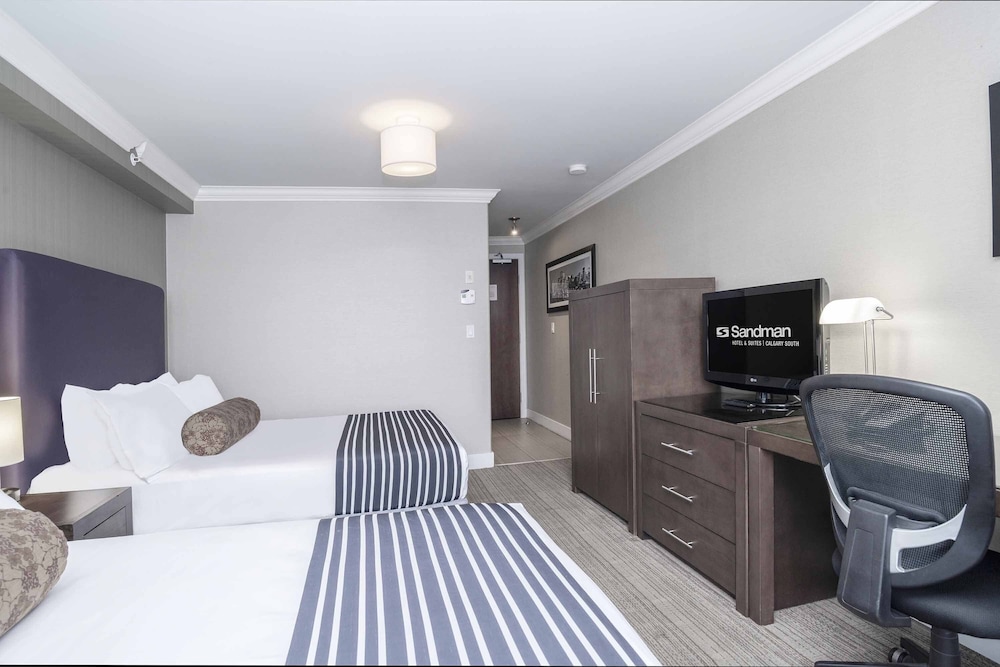 Sandman Hotel & Suites Calgary South 40/65