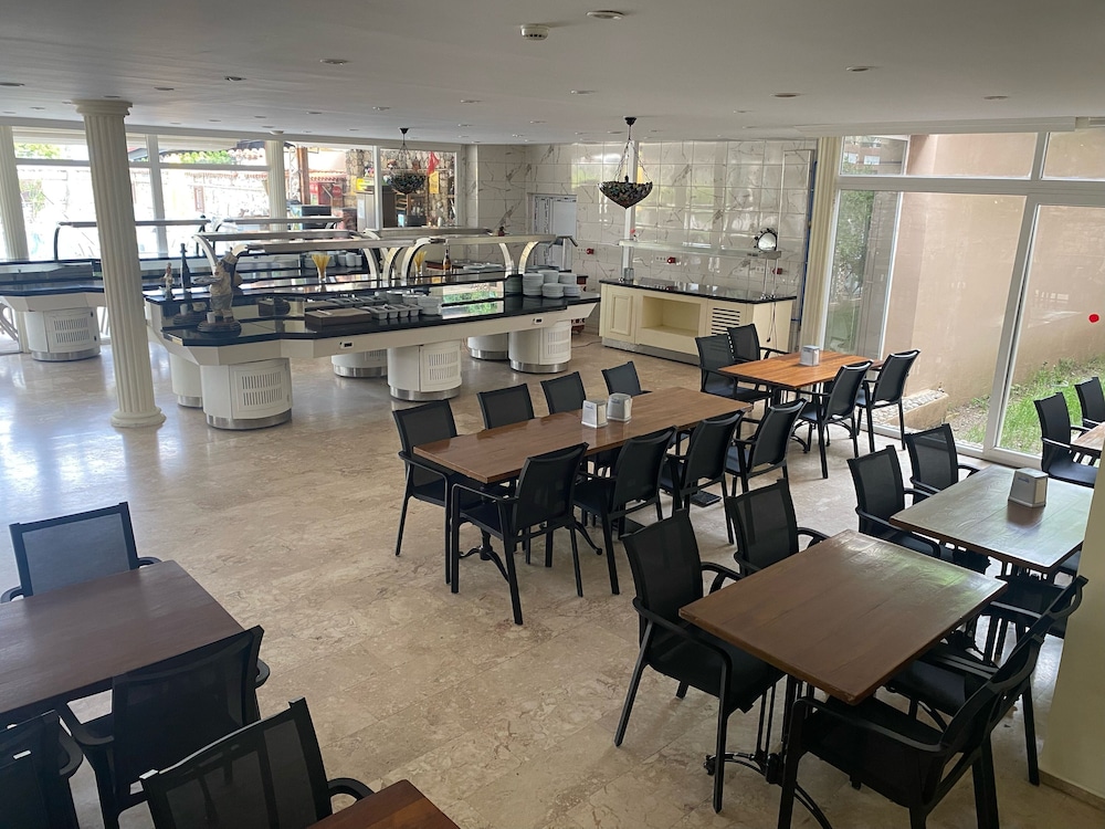 Beldibi Beach Hotel 38/55