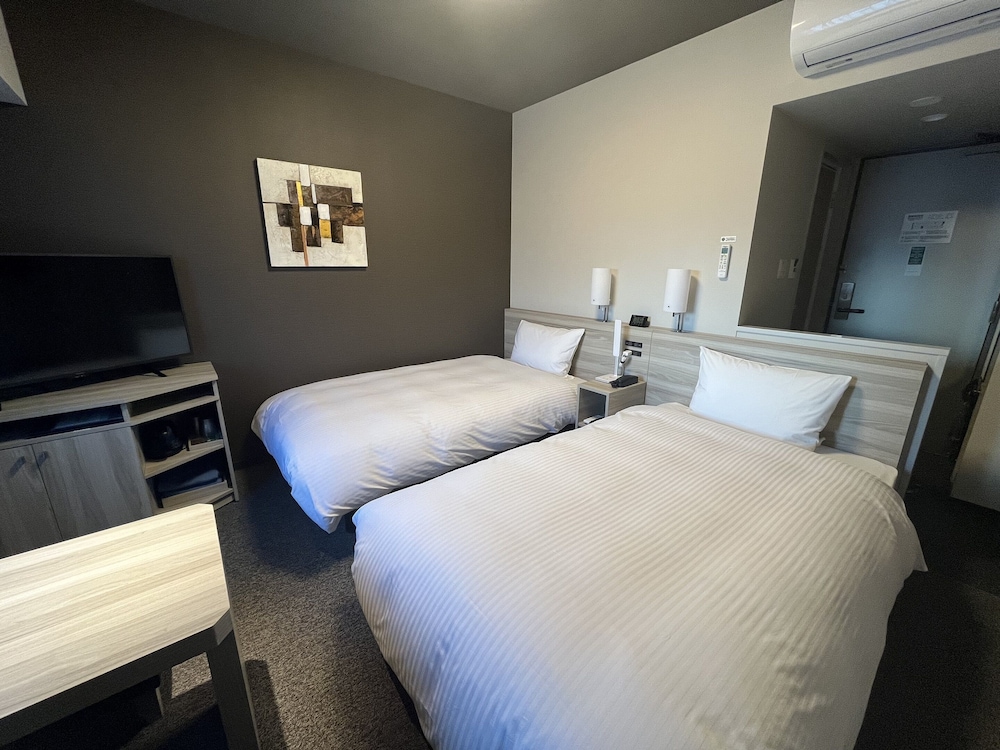 Comfort, Twin Beds