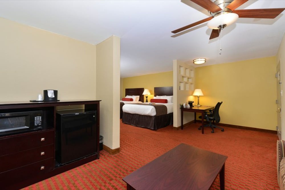 Quality Suites Nashville Airport 38/50