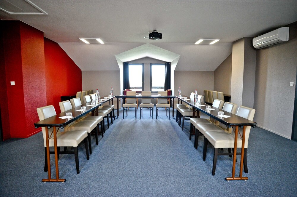 Loreak Hotel 35/40