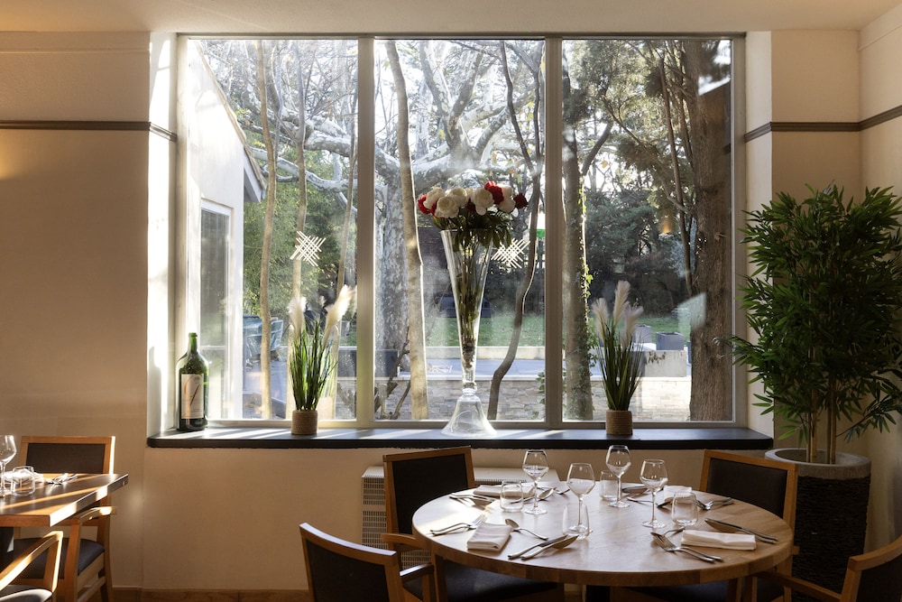 Hotel-Restaurant Les Oliviers 48/65
