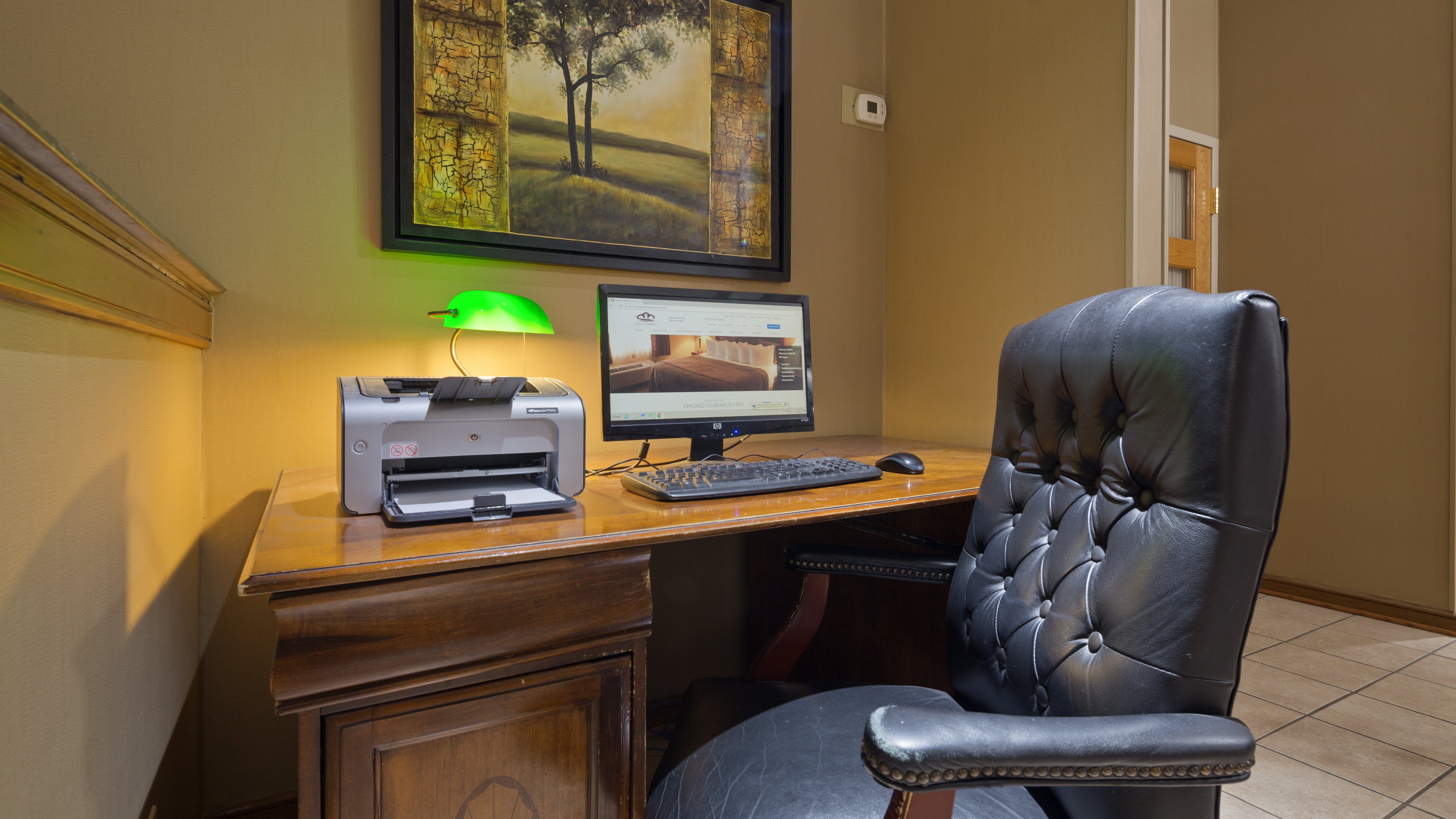Chicago Club Inn & Suites 31/32