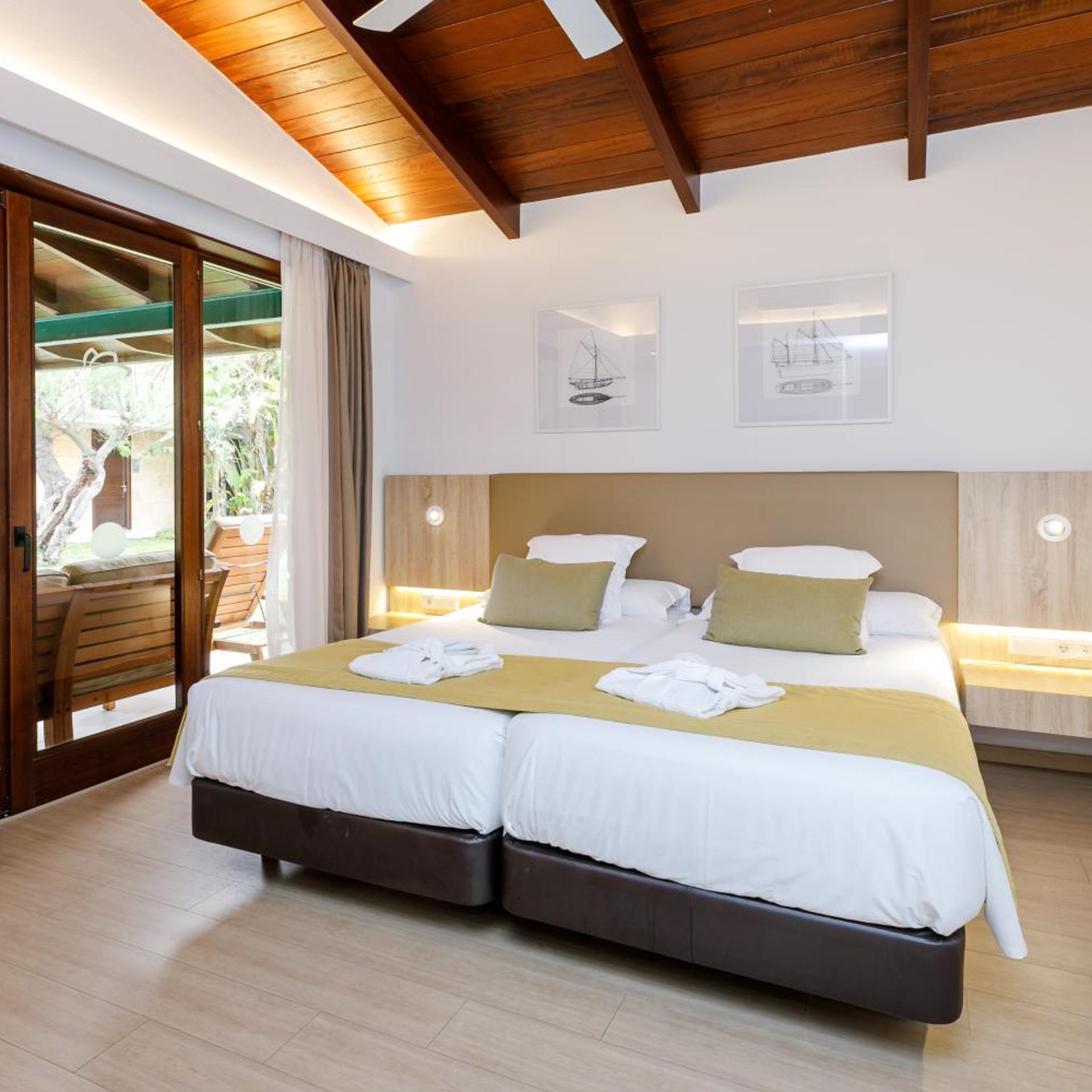 Village, Suite