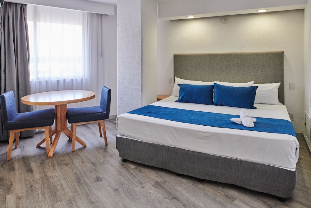 Best Western Plus Gran Hotel Centro Historico 15/70