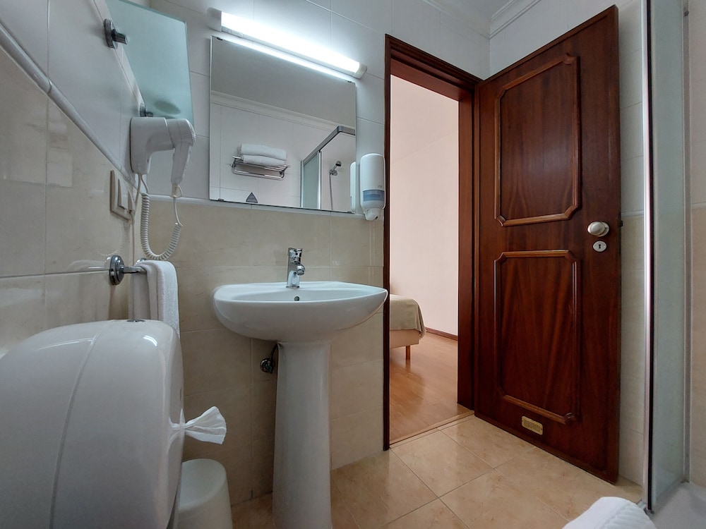 HOTEL SANTIAGO 52/54