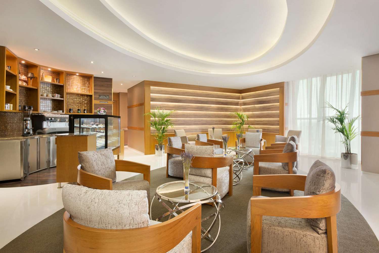 TRYP Hotel by Wyndham Abu Dhabi 32/57