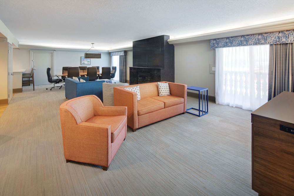 Hampton Inn and Suites St. Augustine-Vilano Beach 25/42