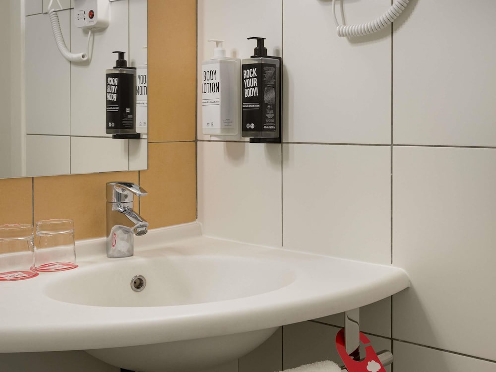 Ibis Kiev City Center 46/47