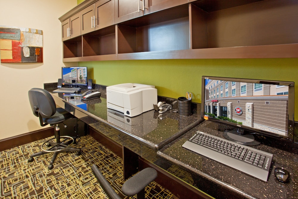 Holiday Inn Hou Energy Corridor Eldridge 68/78