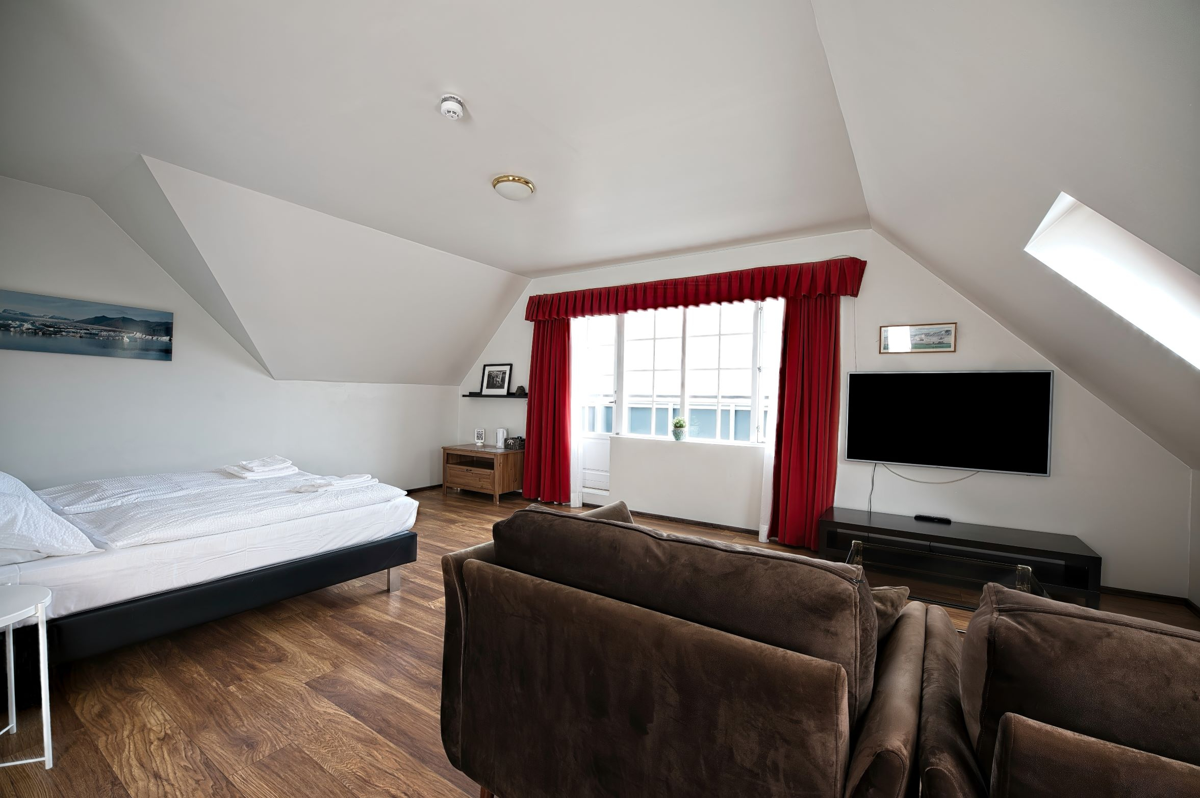 Suite, Double Bed, Laxnes Hotel 2/4