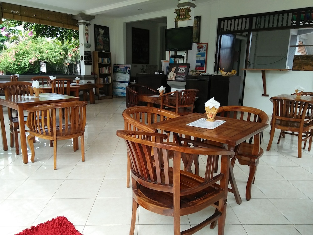 Puri Mandhara Lovina 29/45
