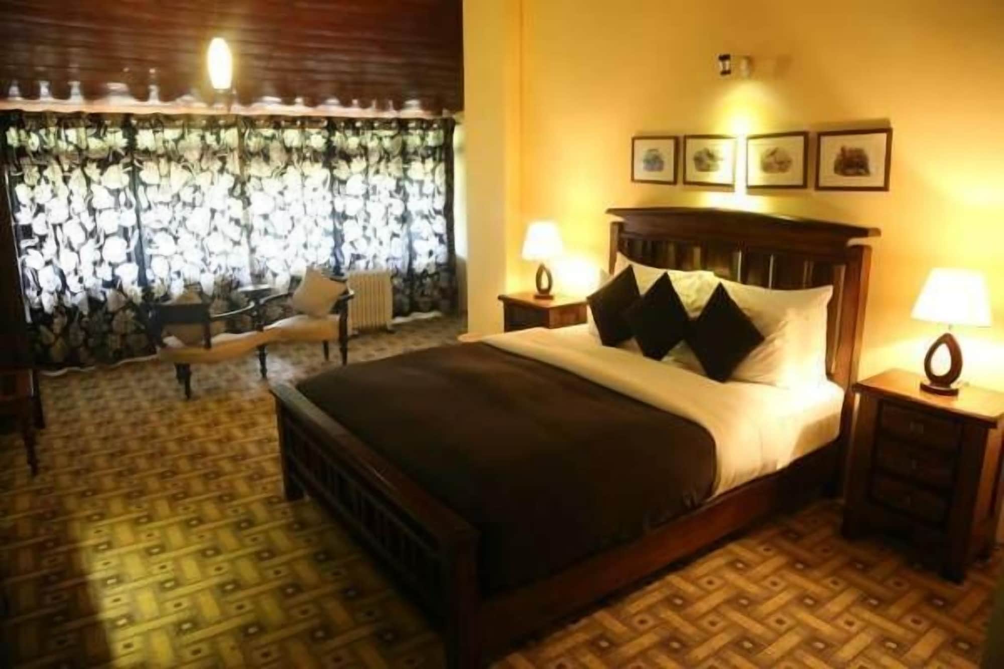 1 BEDROOM, STANDARD, DOUBLE BED, GARDEN VIEW