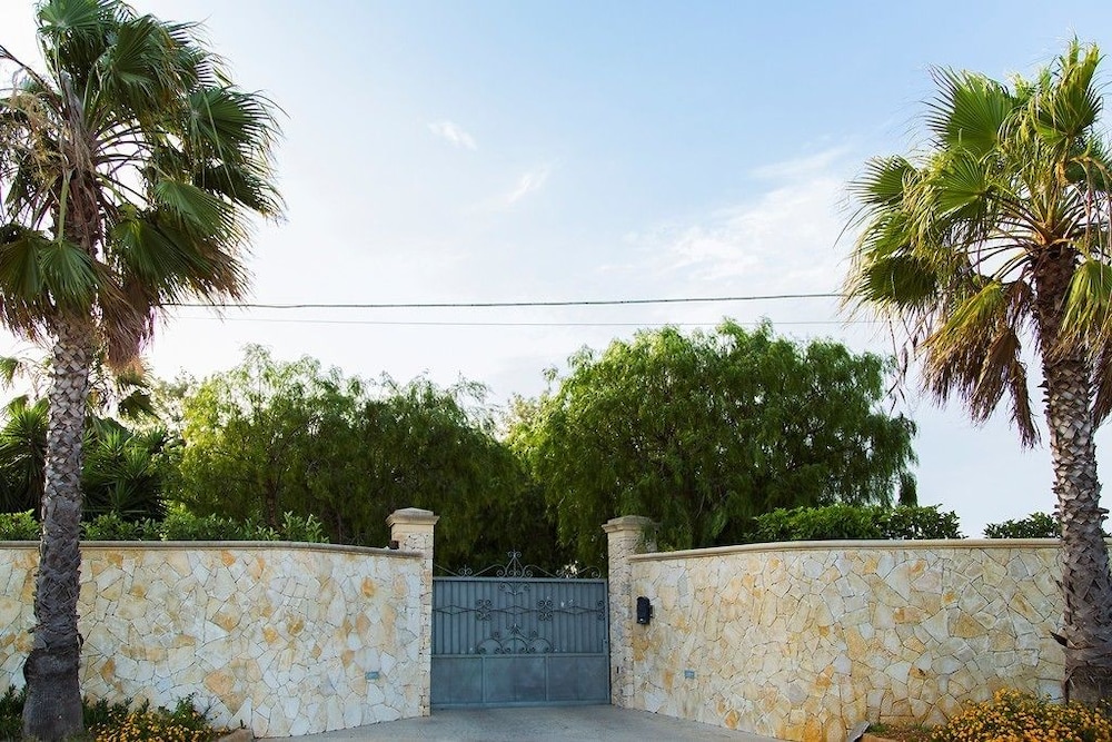 Villa Fanizza 6/46