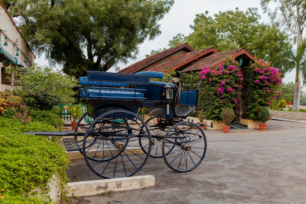 Shikarbadi Hotel 36/50