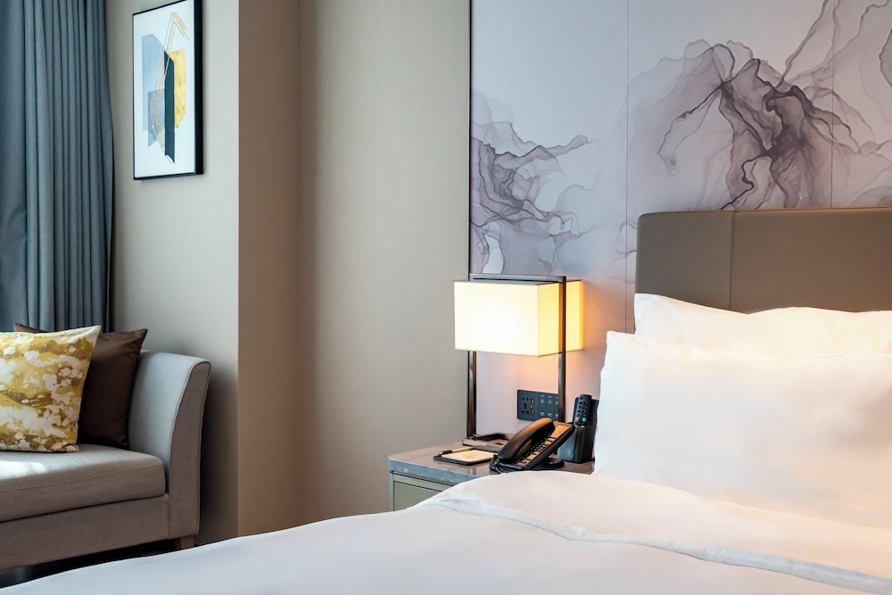 LN Dongfang Hotel Pazhou photo3