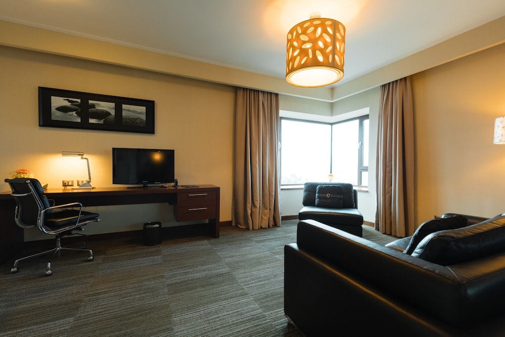 Hotel Courtyard by Marriott Puerto Montt 48/65