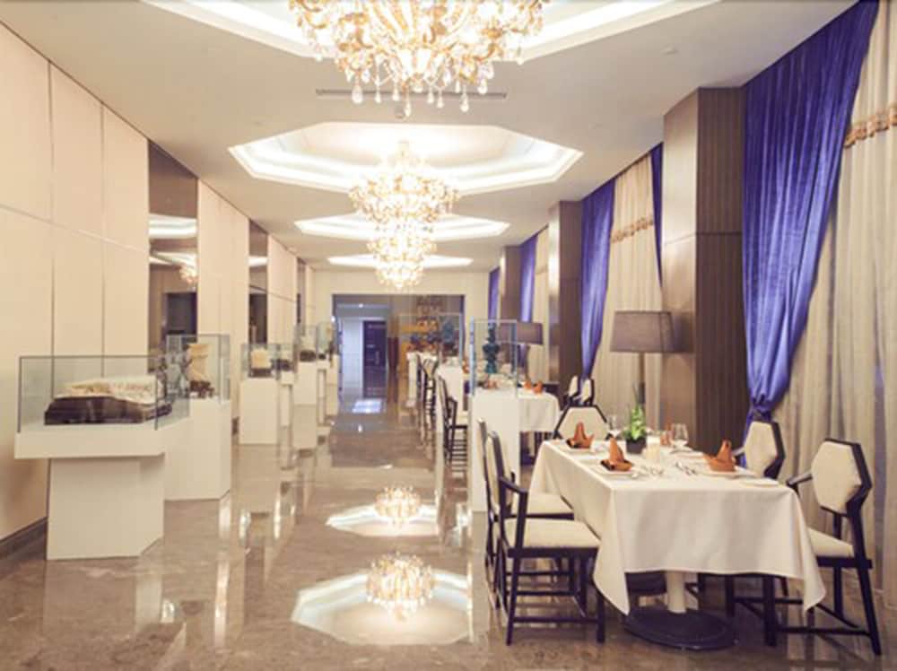 Cinese Hotel Dongguan 56/67