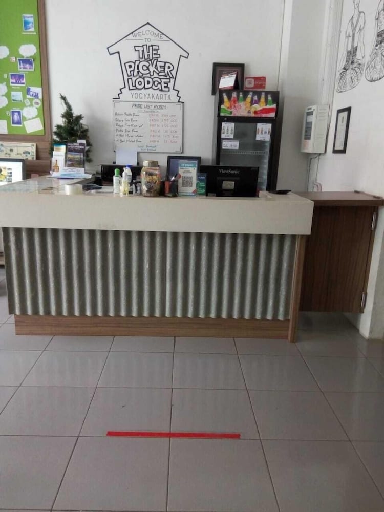 The Packer Lodge Yogyakarta Hostel 3/50
