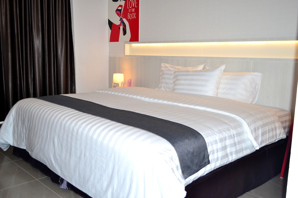 Flipper Lodge Hotel Pattaya 14/48